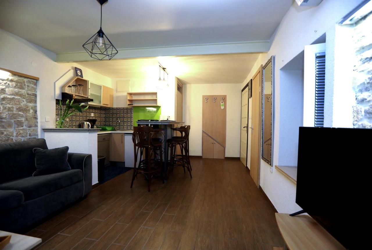 Apartment Secret Life Sibenik Bagian luar foto