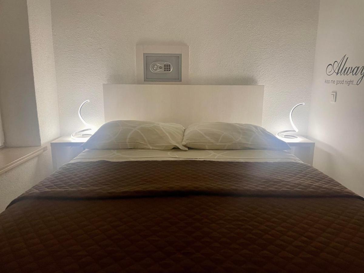 Apartment Secret Life Sibenik Bagian luar foto