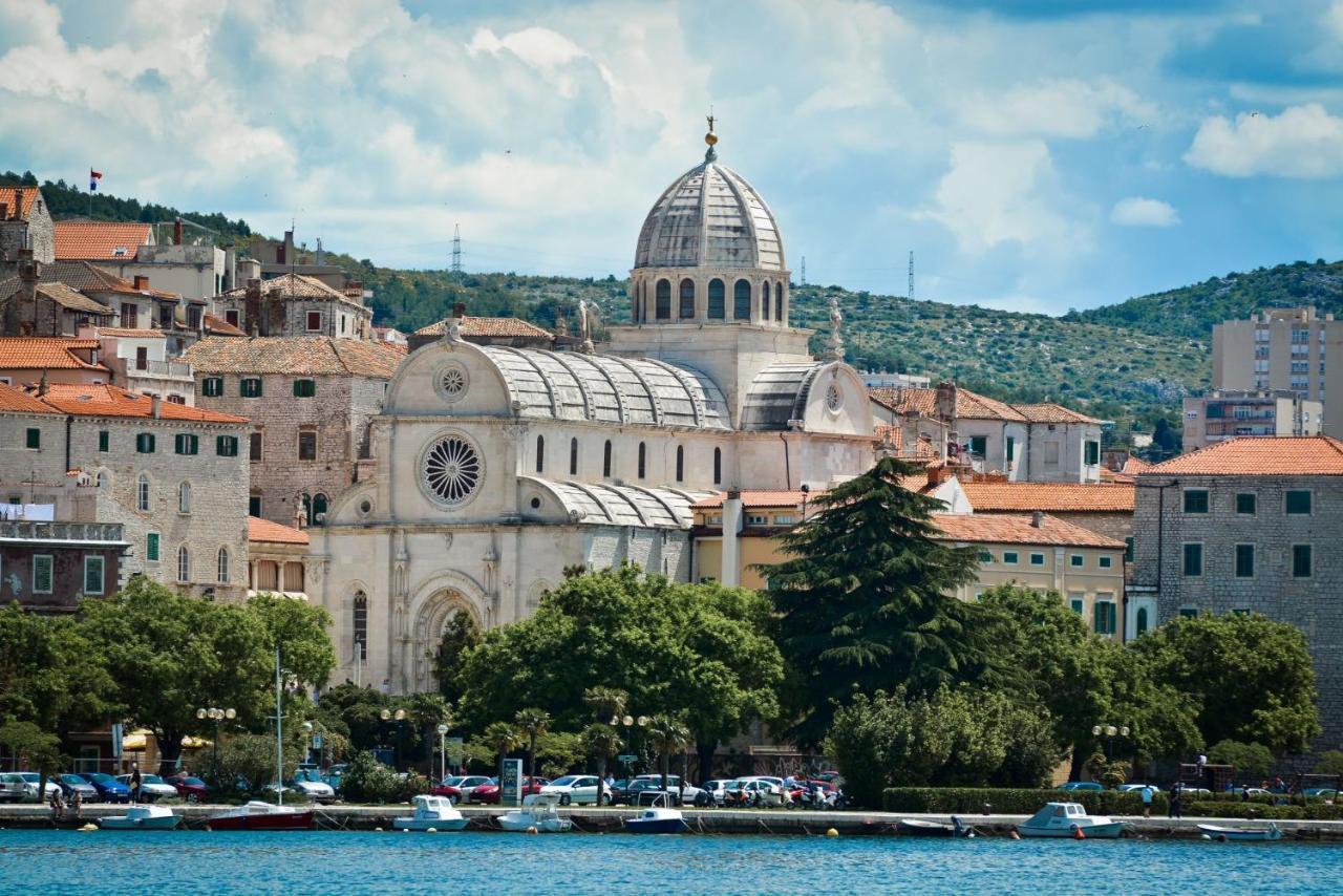 Apartment Secret Life Sibenik Bagian luar foto