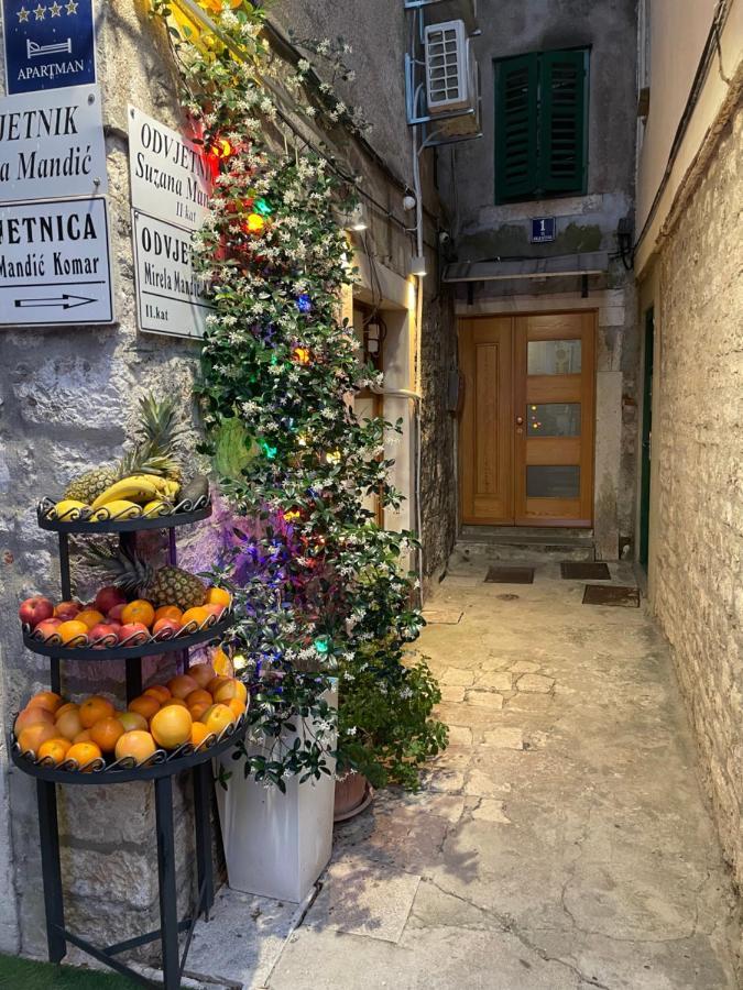Apartment Secret Life Sibenik Bagian luar foto